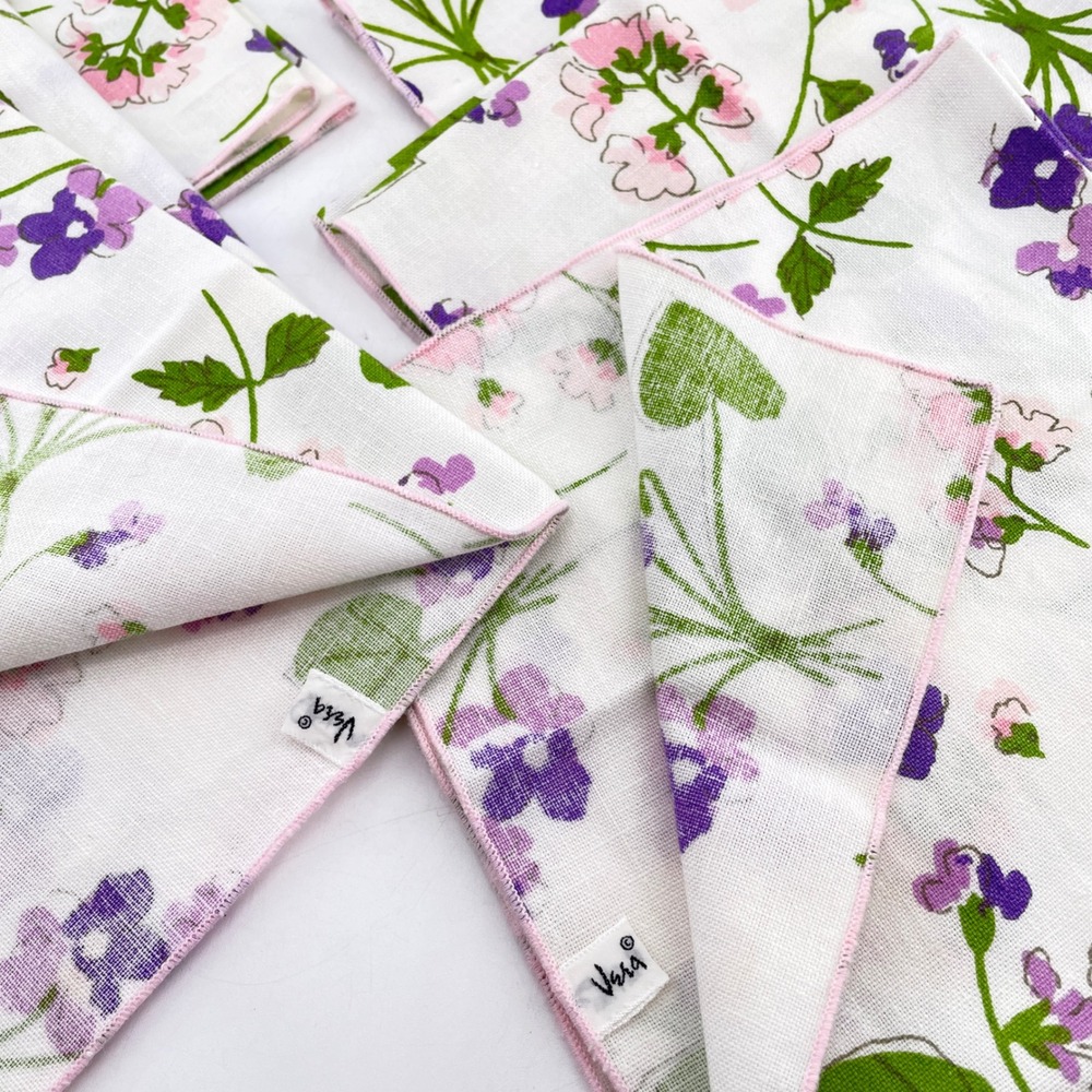 Vera Neumann 60-70s Floral Napkins x8 Crisp Vibrant Purple Violets Pink Edge Tag